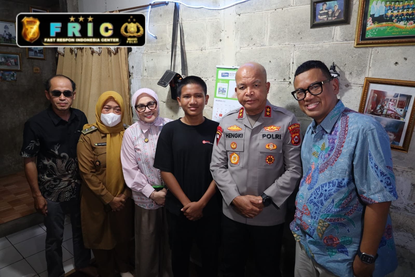 Dukungan untuk Ridwan, Kapolda Banten dan Uya Kuya Datang ke Walantaka Dukungan untuk Ridwan, Kapolda Banten dan Uya Kuya Datang ke Walantaka